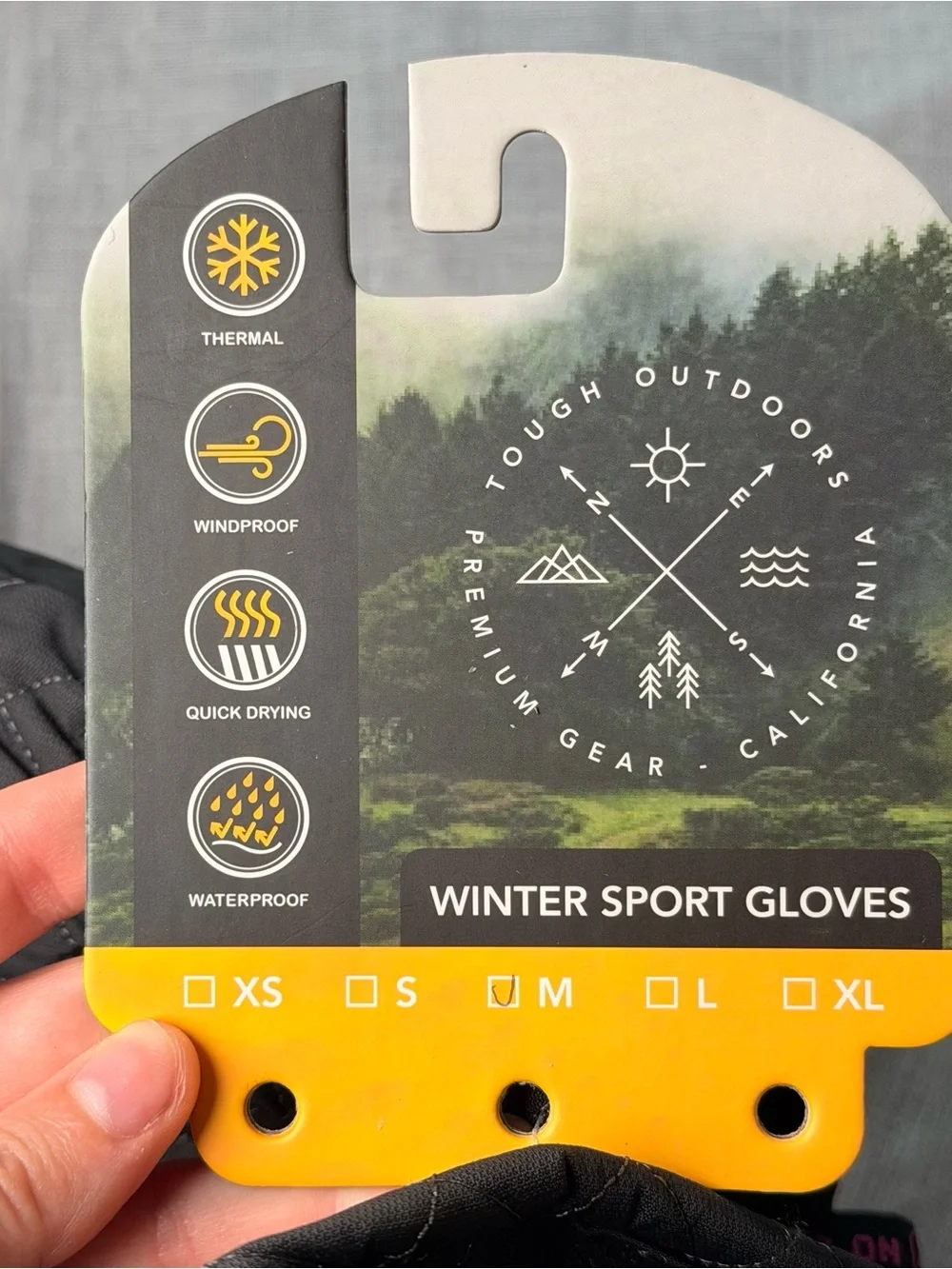 Tough Outdoors Winter Sports Gloves Size M Black Pink Wrist Leashes NWT